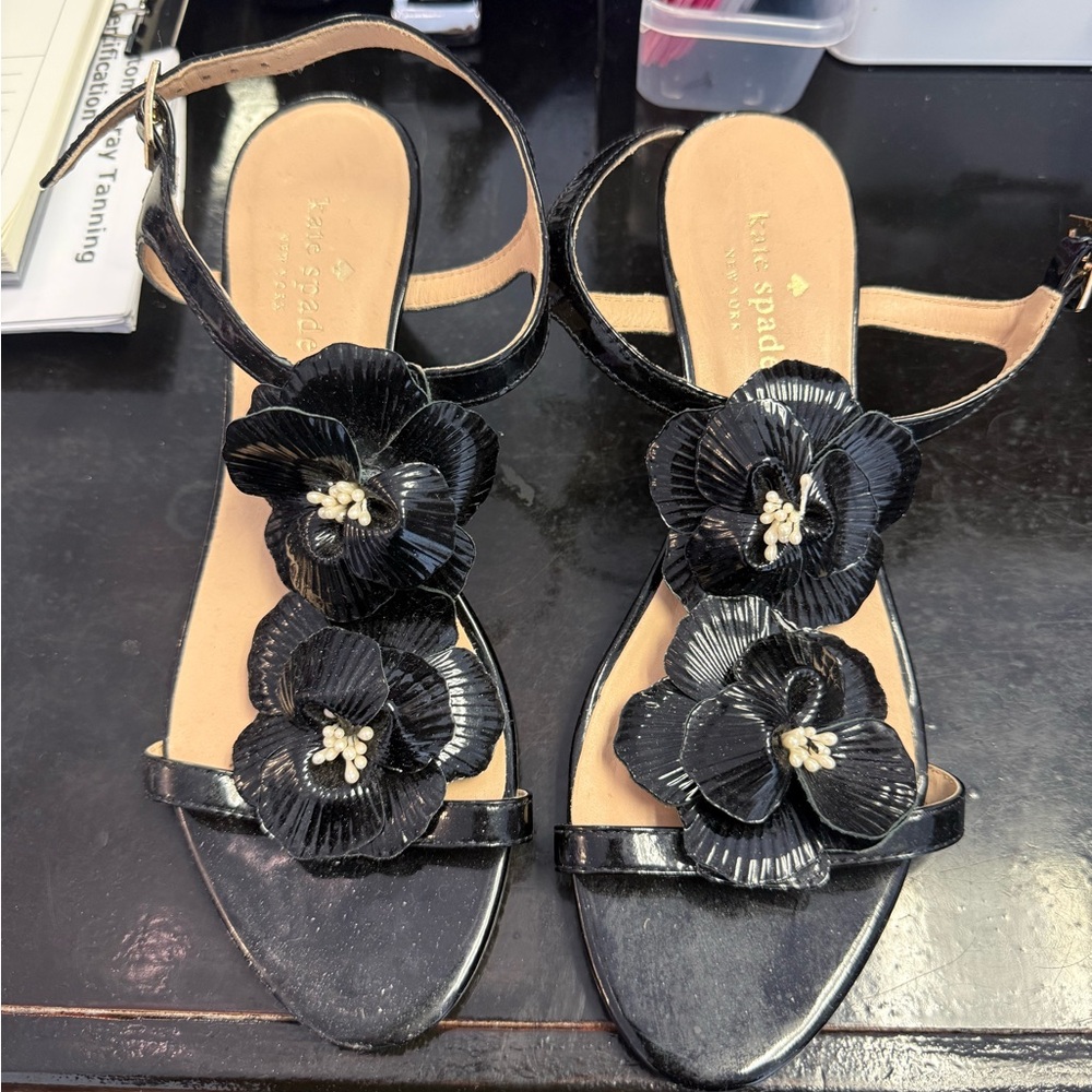 kate spade black floral patent leather sandals with ankle strap